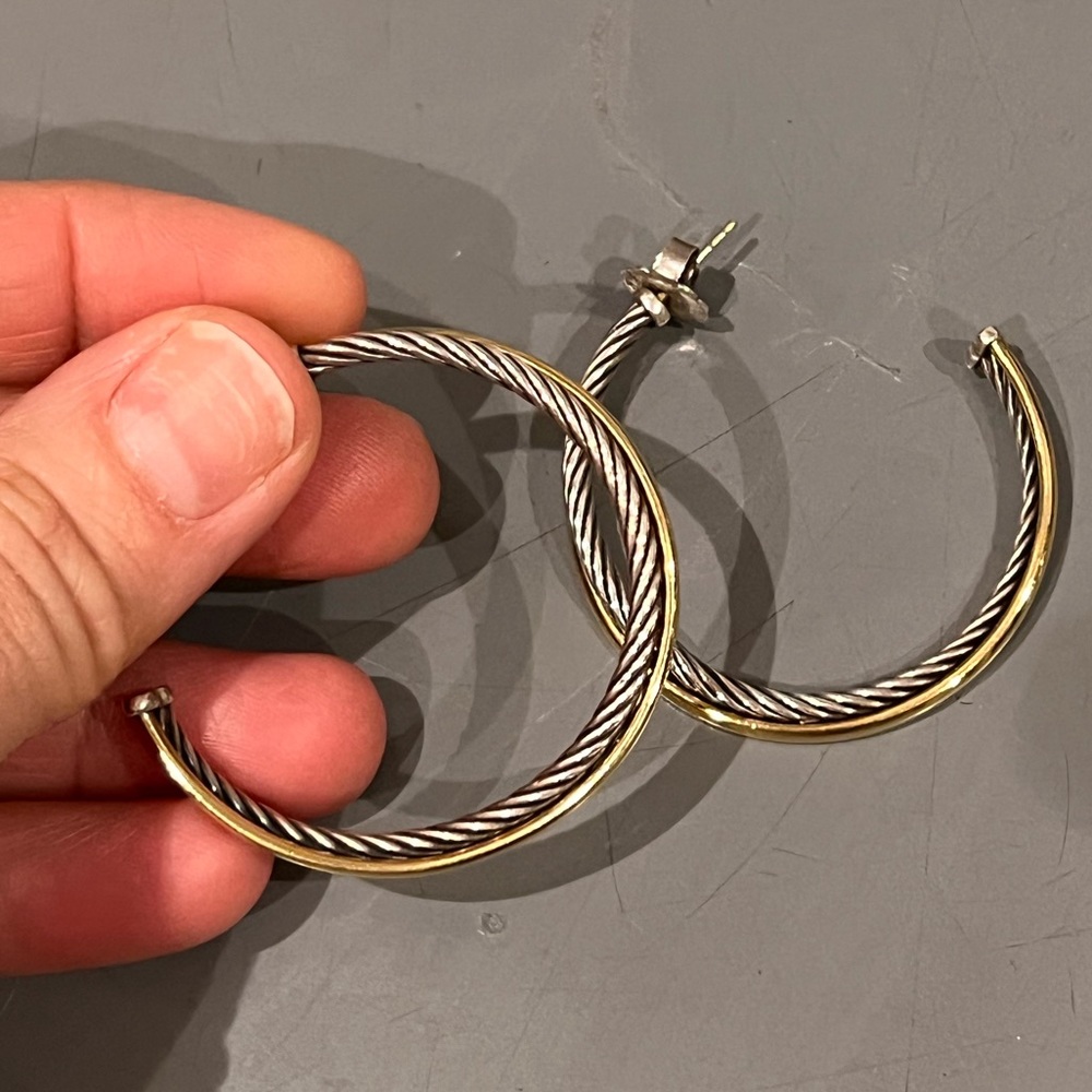 COPY - David Yurman Crossover Hoop Earrings - 18K 925 - 42 mm/1.5 Inches - DY B… - Picture 4 of 6